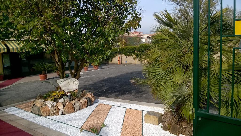 Hotel Laurence Ρώμη Εξωτερικό φωτογραφία