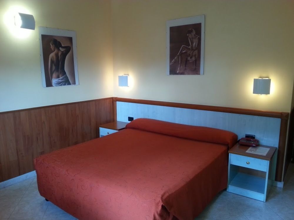 Hotel Laurence Ρώμη Εξωτερικό φωτογραφία