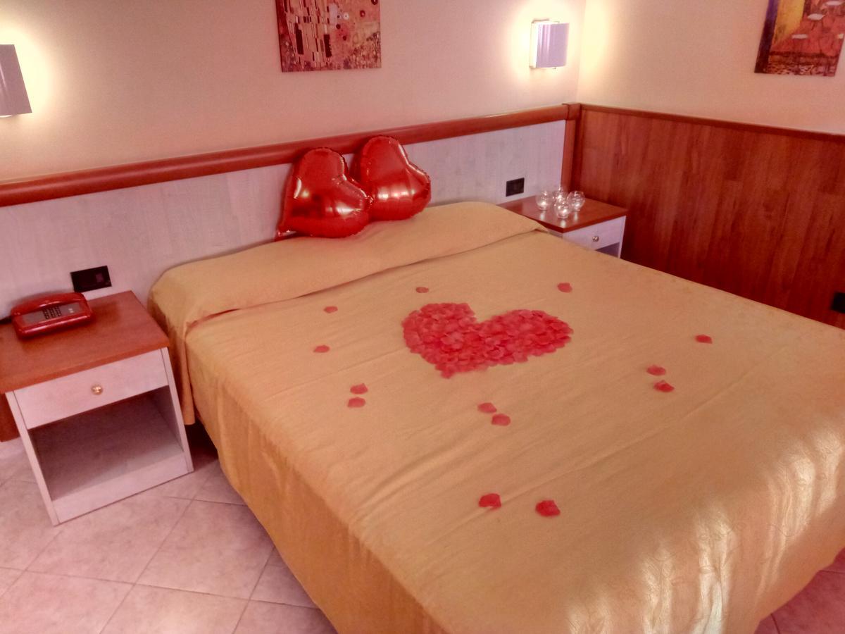 Hotel Laurence Ρώμη Εξωτερικό φωτογραφία