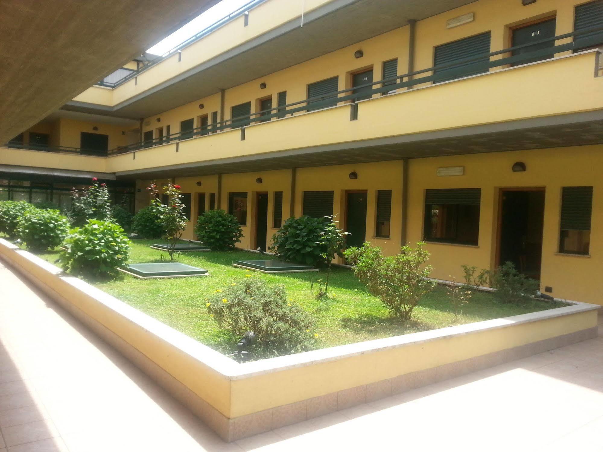 Hotel Laurence Ρώμη Εξωτερικό φωτογραφία