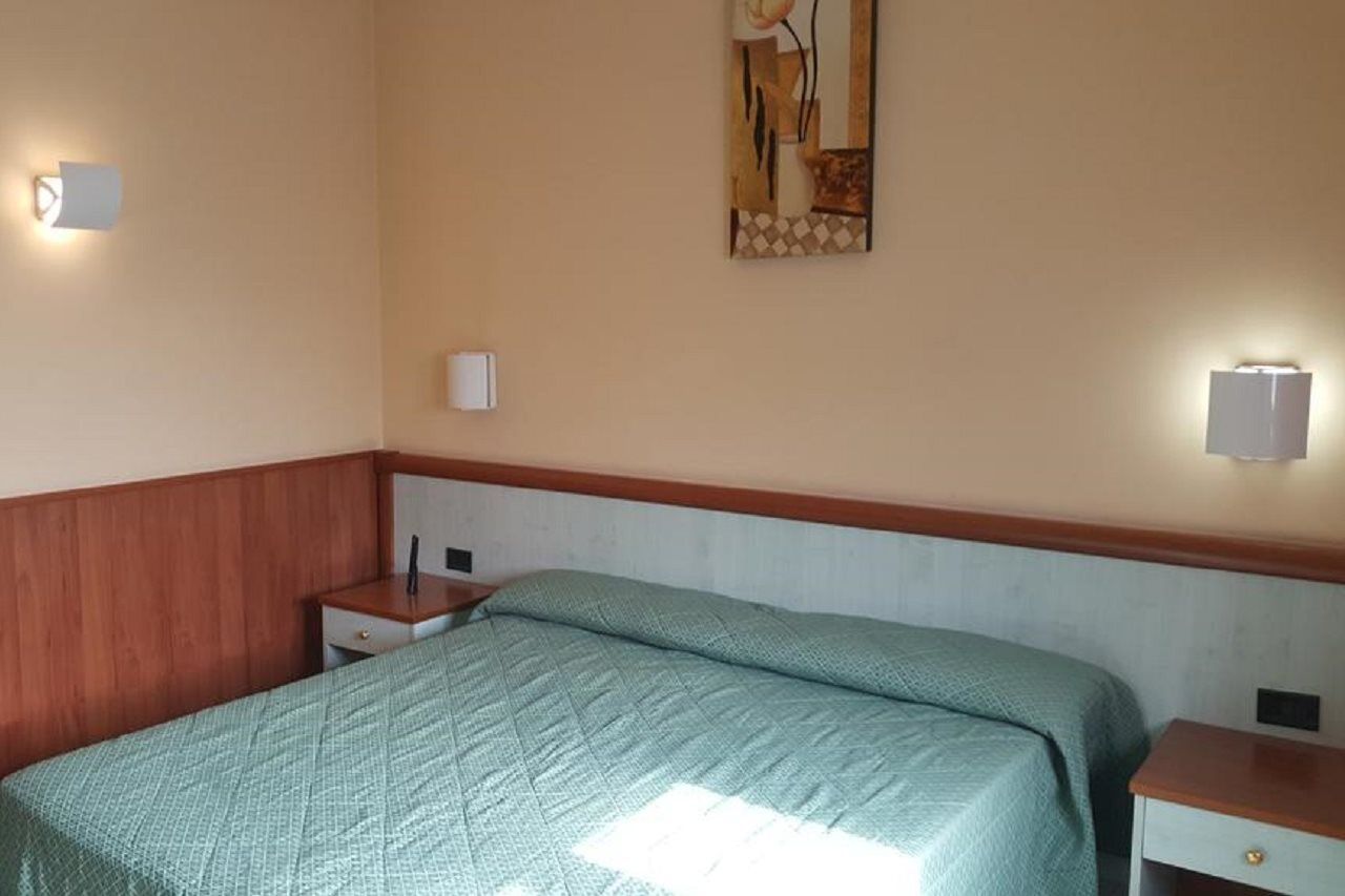 Hotel Laurence Ρώμη Εξωτερικό φωτογραφία
