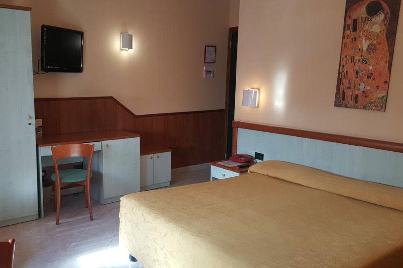 Hotel Laurence Ρώμη Εξωτερικό φωτογραφία