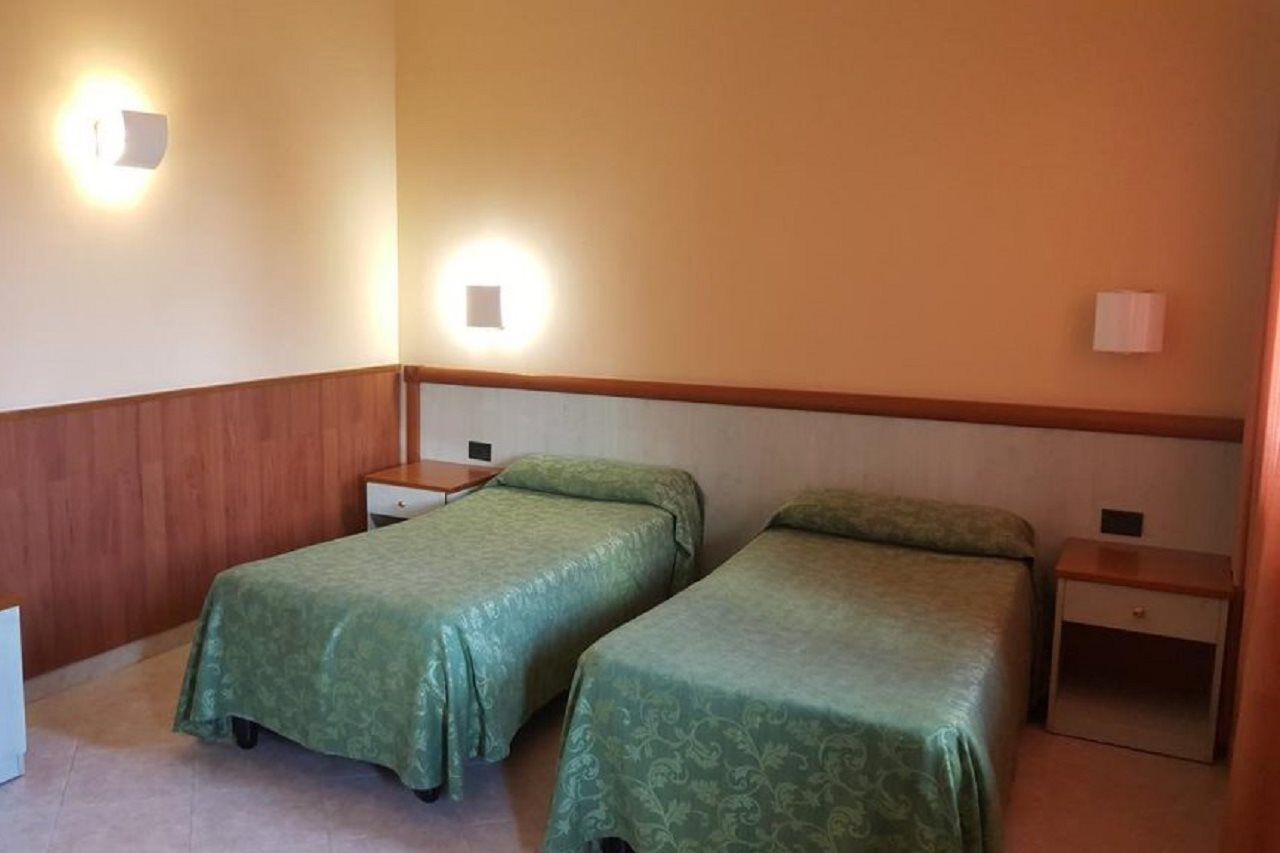 Hotel Laurence Ρώμη Εξωτερικό φωτογραφία